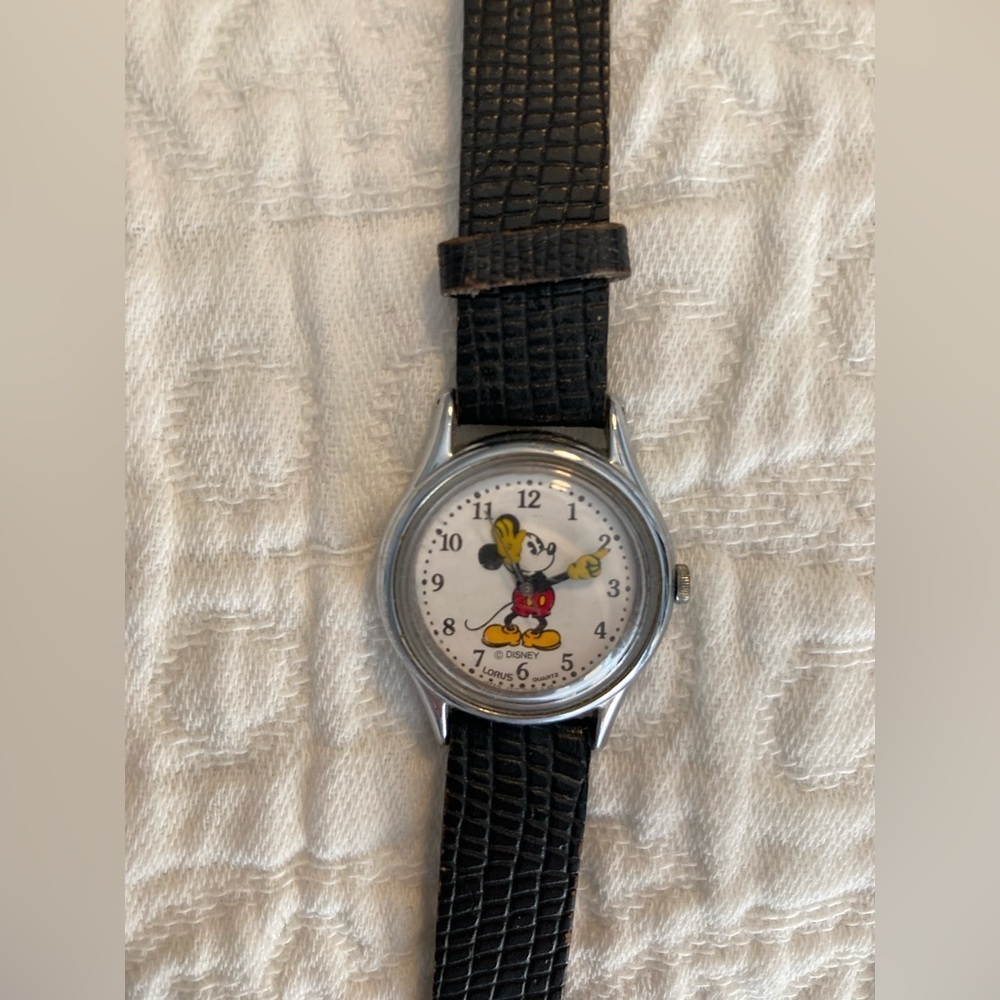 Vintage Disney Lorus Wrist Watch